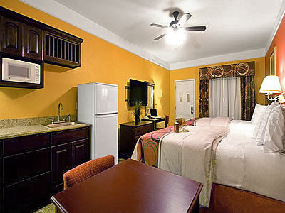 Quality Inn & Suites At The Outlets Mercedes/Weslaco מראה חיצוני תמונה